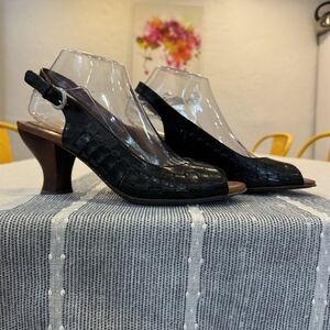 Naya Fandanga Black Woven Leather Slingback Peep Toe Pumps 2.5"Heels Size 9.5